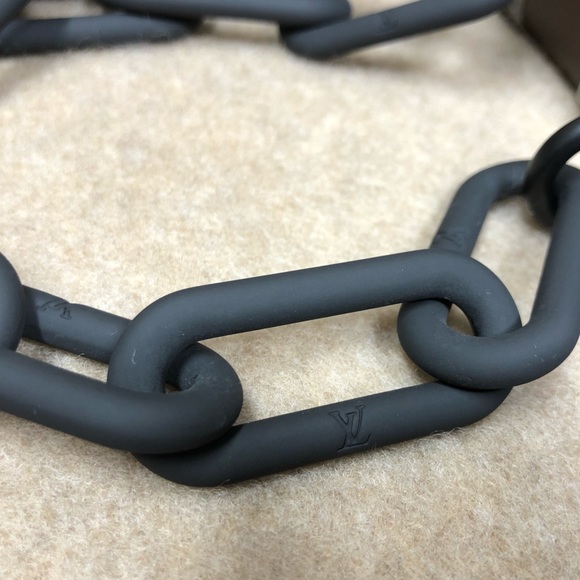 Authentic Louis Vuitton Virgil Soft Mini Trunk - Picture 2 of 8